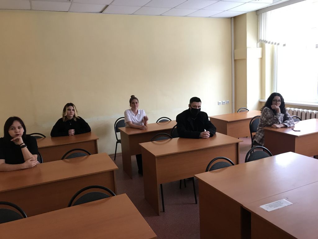 студенты
