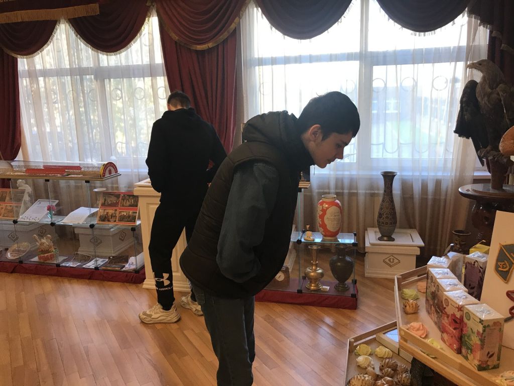 экскурсия в музей (2).jpeg экскурсия в музей (2).jpeg